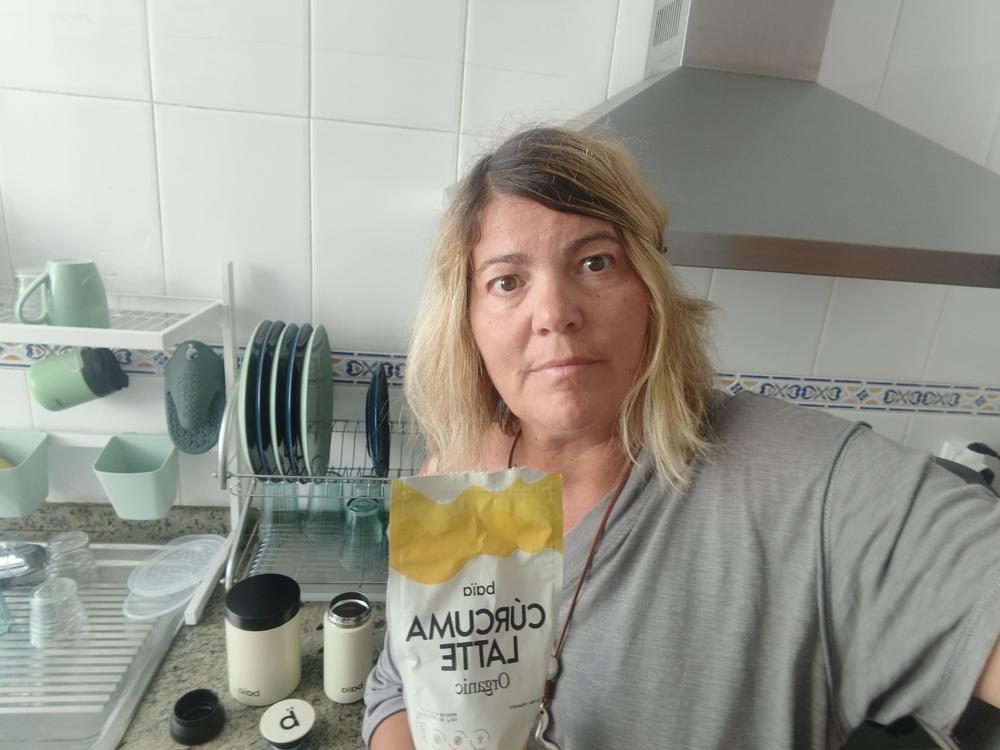 CÚRCUMA LATTE - Customer Photo From Susana De la Rosa Pomares