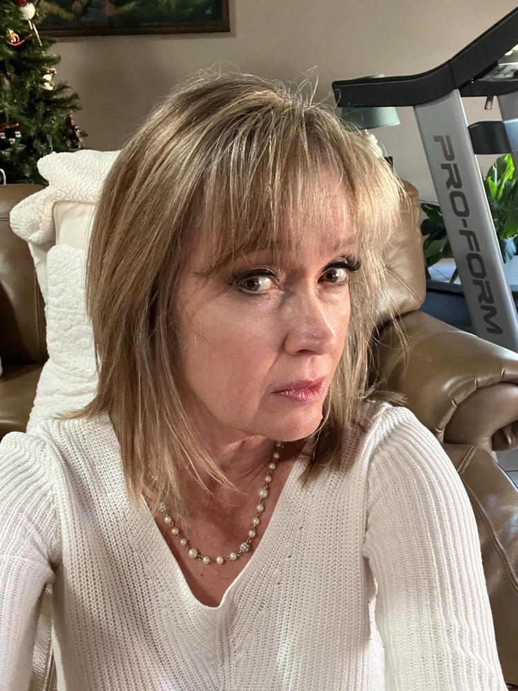 Gly-Luronic Serum | Exfoliate, Hydrate - Customer Photo From Lisa Terbrueggen