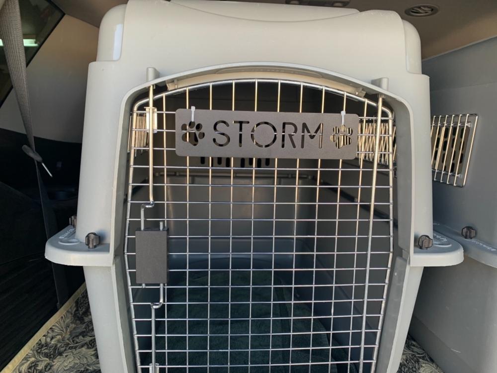 Pet Name Plaque with Paws - Customer Photo From Carlrne Groom