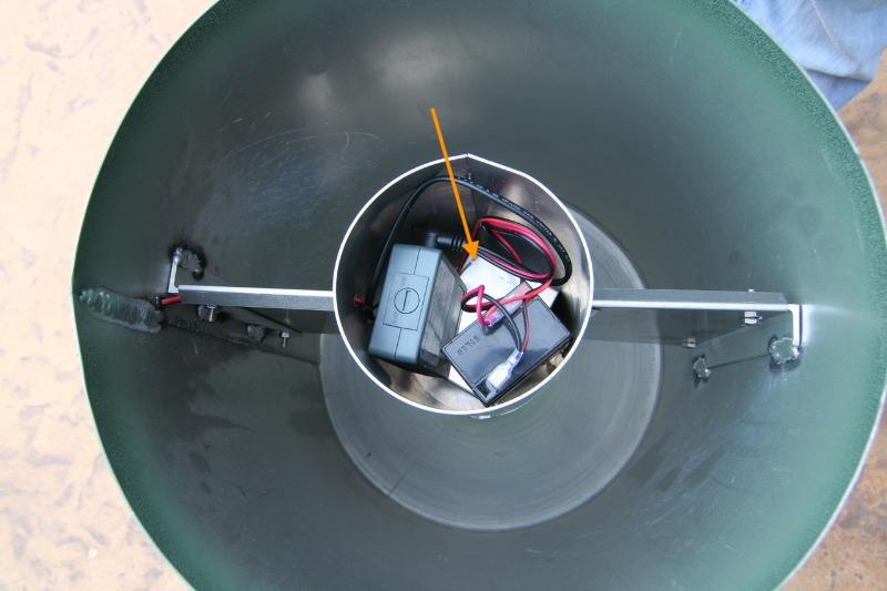 Mounted Fish Feeder Automatic Fish Feeder for Ponds or Lakes — Pond