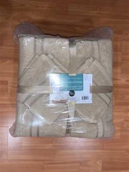 M. Shah verified customer review of Humus 18 Piece Plush Cotton Bath Towel Set