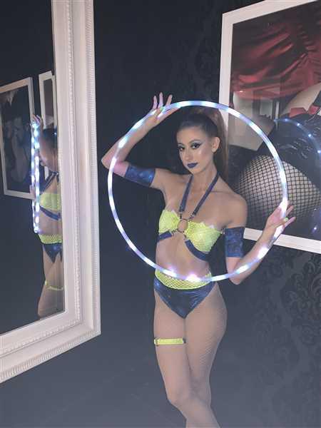 Wendi verified customer review of UltraHoop Shuffle