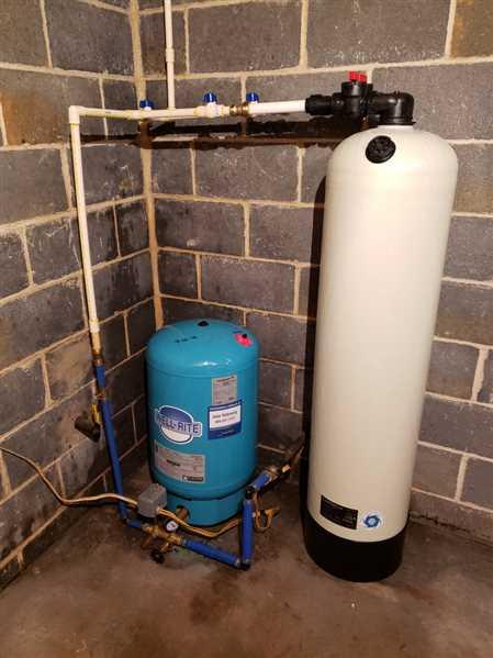 midatlanticwater.net Clack 2.5 Upflow Acid Neutralizer & Fleck 5600SXT 48,000 Grain Water Softener Pro Package Review