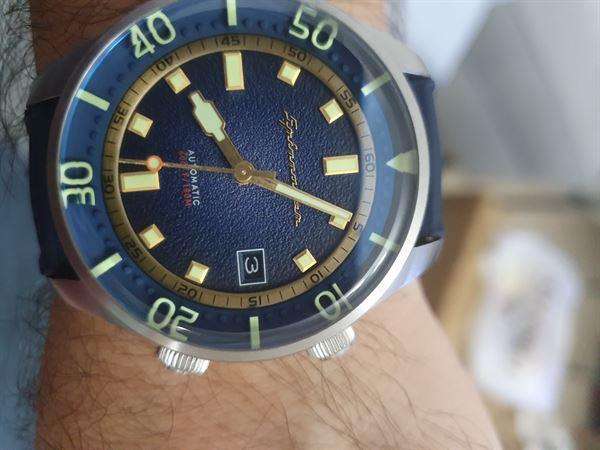 spinnaker watches canada