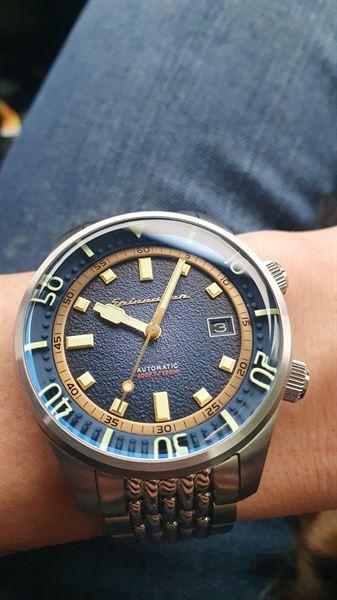 spinnaker watches canada