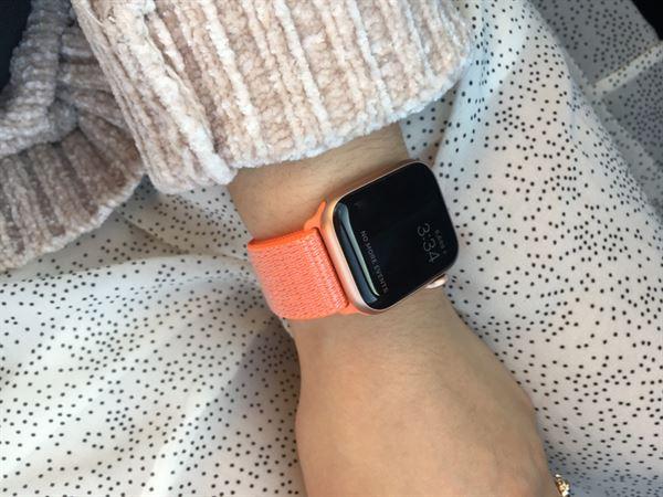apple watch sports loop review