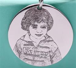 diyjewelry 925 Sterling Silver Personalized Engraved Photo Necklace Adjustable 16”-20” Review