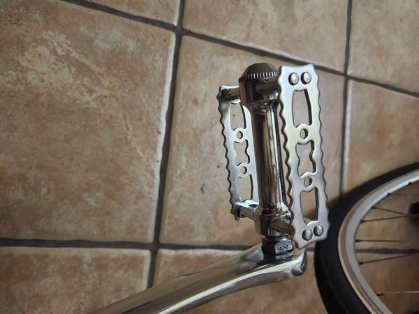 Amazon | GORIX 自転車センタースタンド キックスタンド ダブル