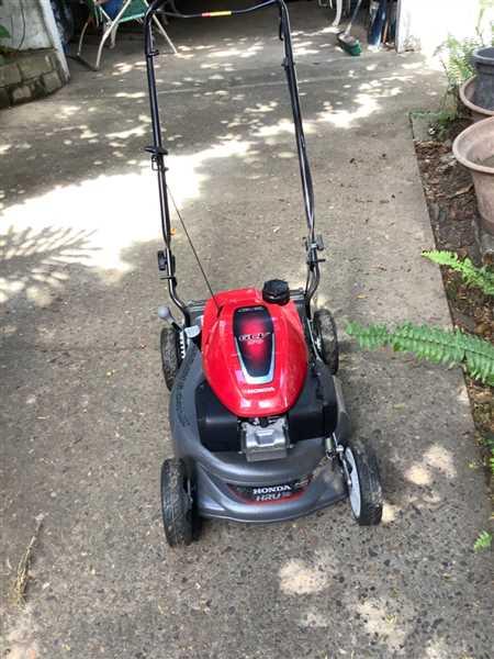 Honda HRU19M2PKU Domestic Petrol Lawn Mower – GYC