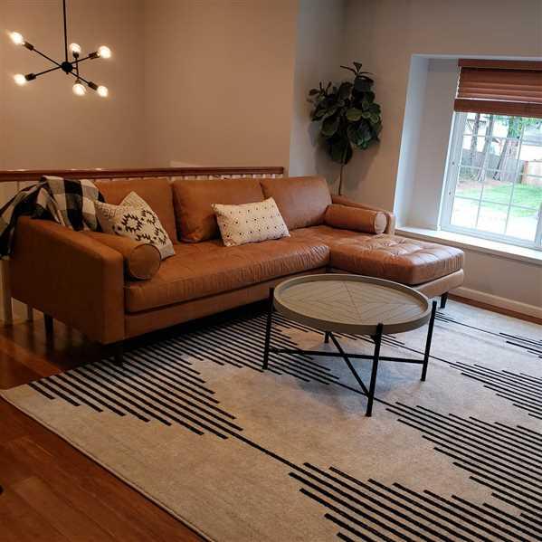 Napa Right Sectional Sofa With Mahogany Legs Poly And Bark Poly & Bark