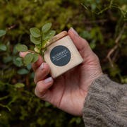 Mustikka kasvovoide, hillitsee punoitusta, tasoittaa sävyä, vähentää juonteita, 100% luonnollinen, vegaaninen, 30ml Product Image