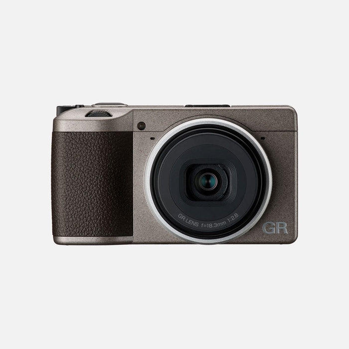 RICOH GR IIIx Urban Edition with Soft Case (GC-11)