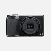 RICOH GR IIIx Urban Edition with Soft Case (GC-11)