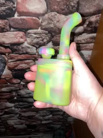Piecemaker Klutch Silicone Bubbler - Customer Photo From Tonya Scarson