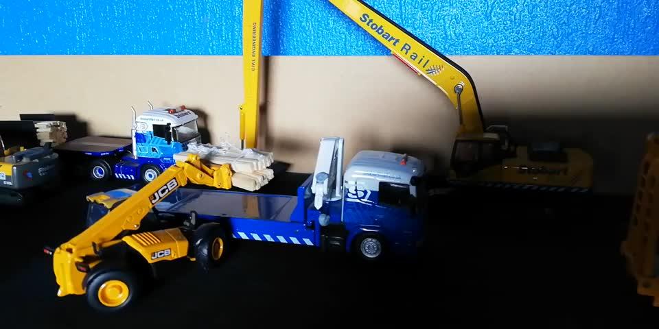 Construction Box 1:76 - Customer Photo From jordan hunter