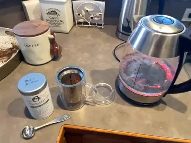 Tea Brewing Kit: 90 Tea Bags + 1 Perfect Scoop - Customer Photo From Mary Sprague