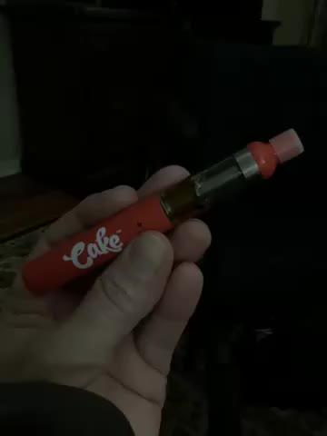 Cake Wavy Live Resin Disposable 3 Grams - Hawaiian Sweet Haze (Sativa) - Customer Photo From Malcolm Dye