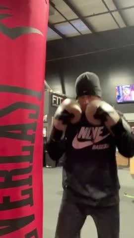Hayabusa S4 Boxing Gloves - Customer Photo From Lyday’s fitness Lyday