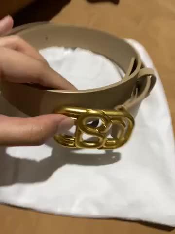 Signature Briana Belt - Medium - Sand - Customer Photo From Putri Astrid Novianti Nazli