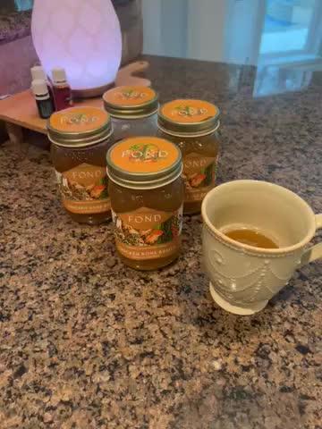 Regenerative Chicken Bone Broth - Turmeric & Black Pepper (Liquid Light) - 4 Jars - Customer Photo From Amy Sheppard