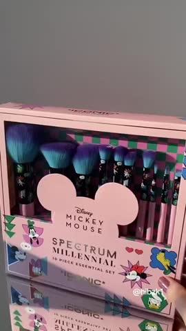 Mickey Mouse Iconic 10 Piece Essential Makeup Brush Set - Customer Photo From Habiba 