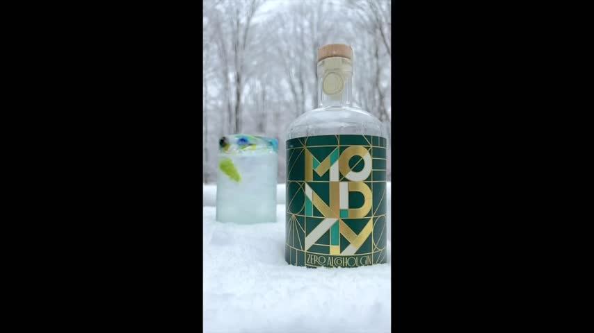 MONDAY Zero Alcohol Gin - Customer Photo From Laura Lewis