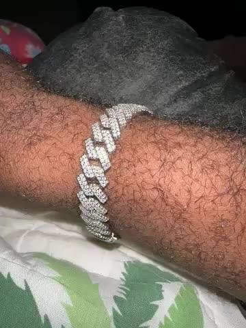 925S & VVS Moissanite 8.5MM Prong Cuban Bracelet - Customer Photo From Dezden W.