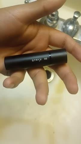 Product 05 - Advanced Lip Balm - Customer Photo From Juan Perez