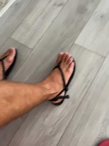 Genesis Barefoot-Inspired Sandal - Men - Customer Photo From Ruslan Khamzin