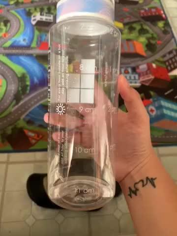 Pregnancy Water Bottle - Customer Photo From Maria Espinoza