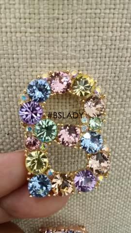 Orlin Brooch - Multicolor - Customer Photo From Weni Noviyanti