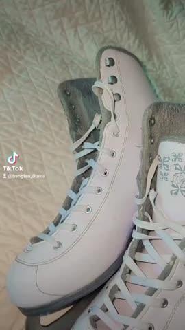 Jackson Freestyle Womens and Girls Figure Skates - Customer Photo From Alexis Bloom