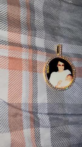 LARGE 3D CIRCLE CUSTOM PICTURE PENDANT - Customer Photo From Christopher D.