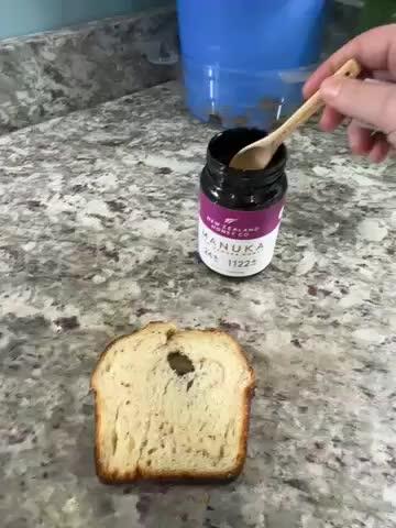 Manuka Honey UMF™ 24+ | MGO 1122+ - Customer Photo From Vtfam