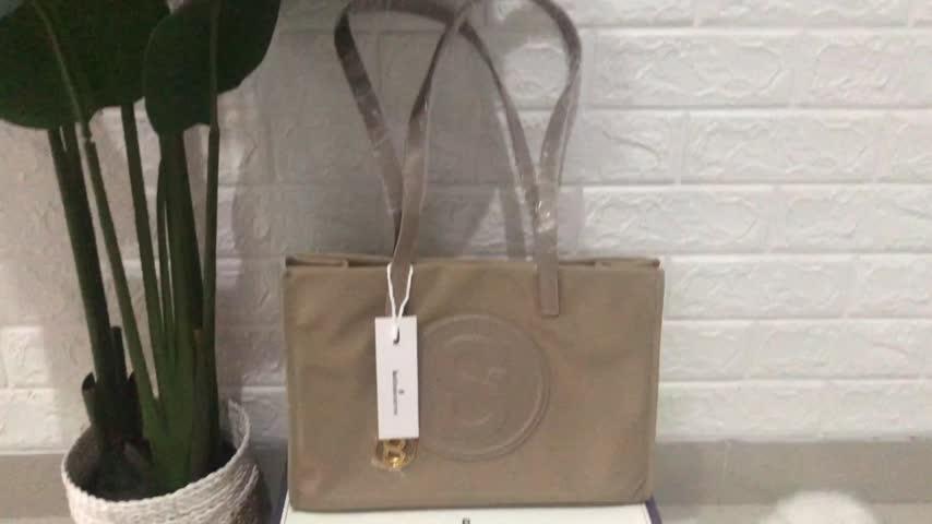Jual Bag Buttonscarves accessories Aaliya Nylon Tote Bag - Tan