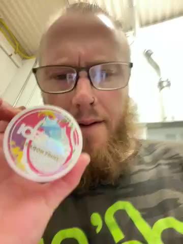 Iceberg - Dragon Fruit (40mg) - Customer Photo From Jason Herrmann