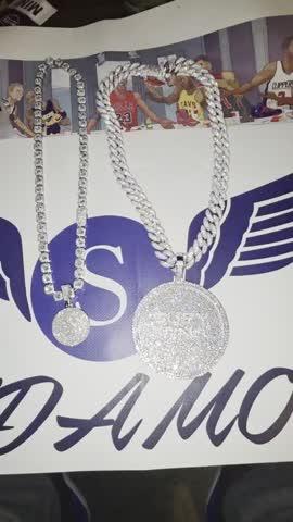 CUSTOM LETTER NECKLACE 3D BIG DISC - Customer Photo From Hurley B.