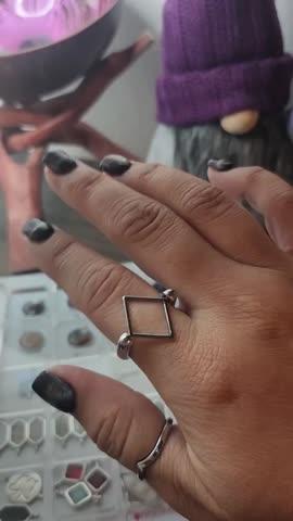 Diamond-Shaped Open Element - Customer Photo From Sacha M Soto Marrero