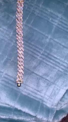 14mm Iced Prong Cuban Bracelet In 18k Gold - Customer Photo From yefri D.