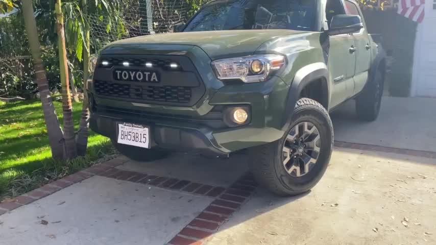Tacoma TRD Pro Grille (2016-2020) - Customer Photo From Stephen Cervantes
