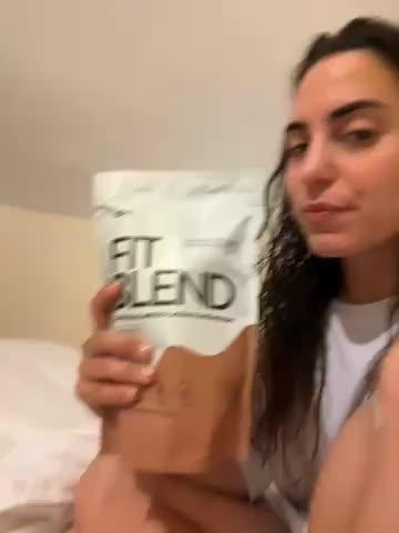 FIT BLEND - Customer Photo From Arroyo Pérez Padilla María