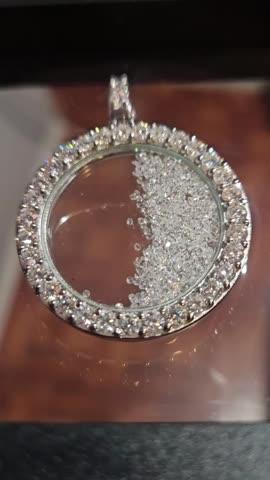 925S & VVS Moissanite Icy-Filled Necklace - Customer Photo From EDUARDO A.
