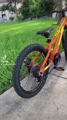 VTT Enfant POLYGON RELIC20 (5 à 8 ans) Couleur Orange