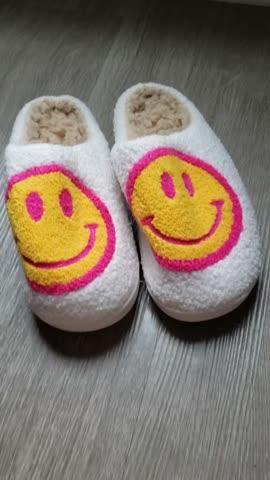 Icon Slippers - Smiley - Customer Photo From Kjersten Jones