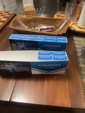 Canadian Lights (King Size) - Carton (200 Cigarettes) - Customer Photo From Nam Trần