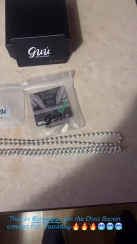 Cuban Link Bracelet (10MM) In White Gold - Customer Photo From Babydee M.