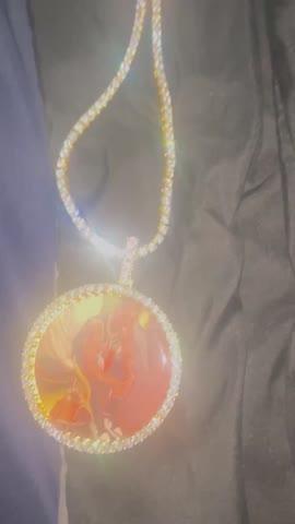 LARGE 3D CIRCLE CUSTOM PICTURE PENDANT - Customer Photo From Kmari F.