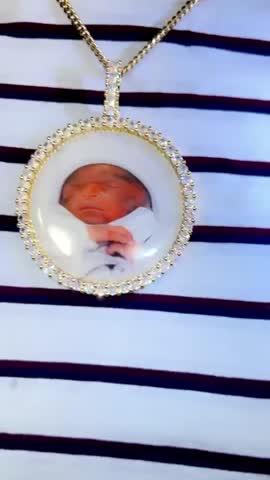 LARGE 3D CIRCLE CUSTOM PICTURE PENDANT - Customer Photo From matthew w.