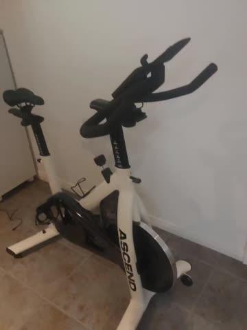 Ascend S2 Magnetic Spin Bike - White - Customer Photo From Mélanie Lacombe