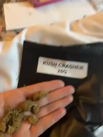 Kush Crasher - 28 grams - Customer Photo From Leslie Ingram